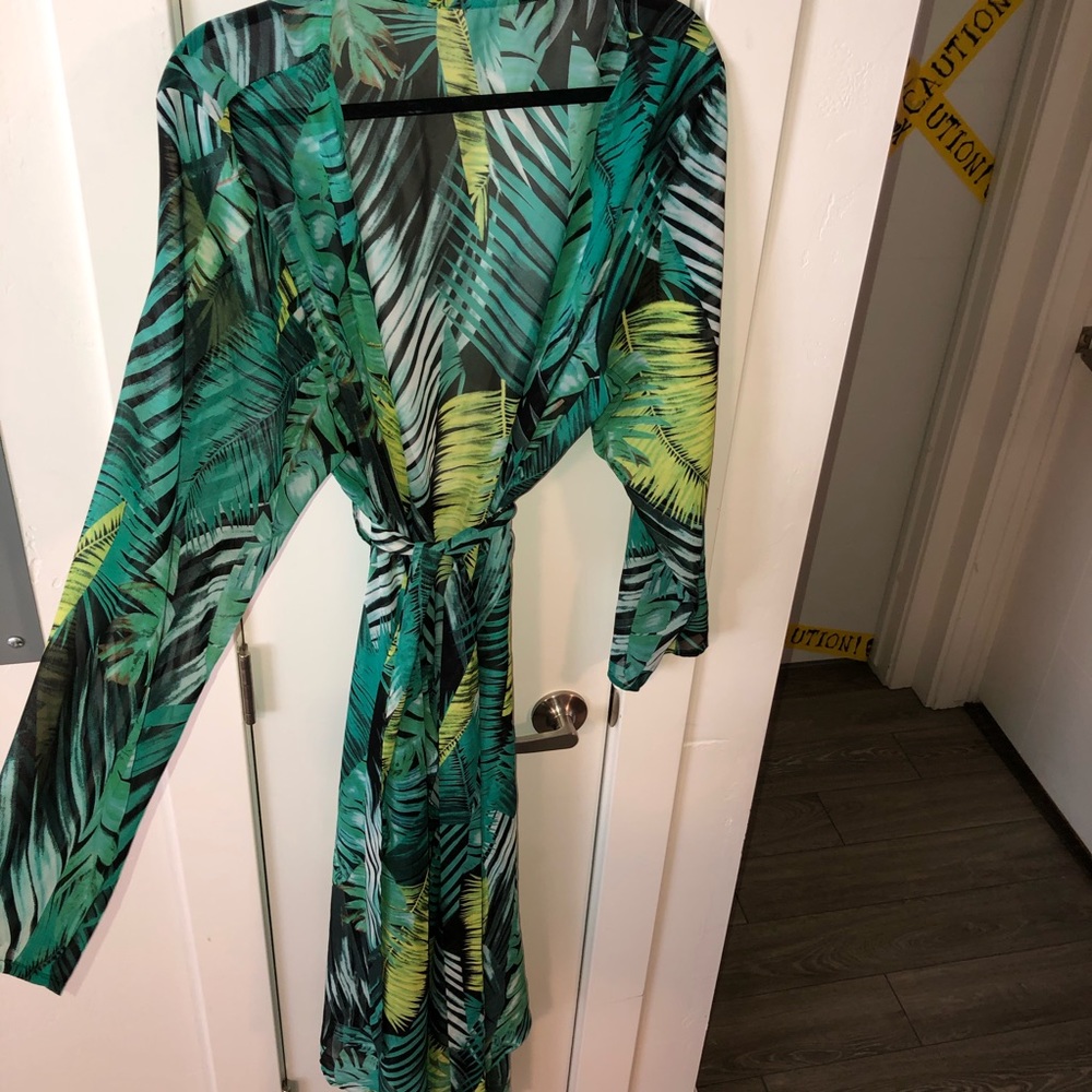 Belted Leafy Duster